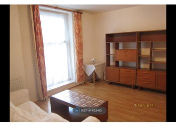 2 Bedrooms Flat to rent in Rutherford House, London E1