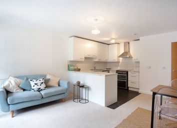 Thumbnail 1 bed flat to rent in Scott Avenue, Putney, London