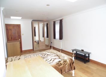 Thumbnail Room to rent in Avenue Park Road, Tulse Hill