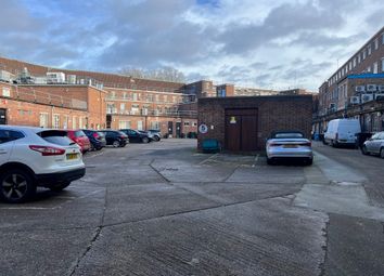 Thumbnail Parking/garage to let in Chapel Street, Hull