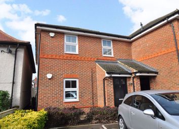 2 Bedrooms Maisonette to rent in North Town Road, Maidenhead SL6