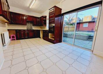 Thumbnail 4 bed terraced house to rent in Melbourne Avenue, London