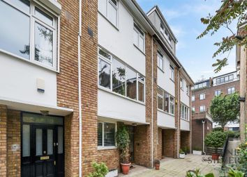 Thumbnail Detached house for sale in Meadowbank, London