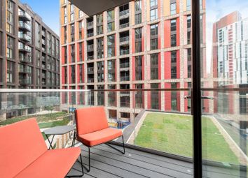 1 bed property to rent in Charles Clowes Walk, London SW11