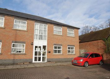 Thumbnail 2 bed flat to rent in School Road, Tilehurst, Reading