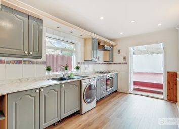 Thumbnail Terraced house to rent in Ravenswood Road, Balham