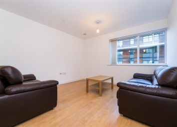 Salford - Flat to rent                         ...