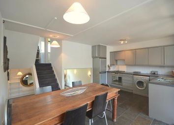 3 Bedrooms Flat to rent in Tachbrook Street, London SW1V