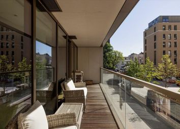 Thumbnail Flat for sale in Thomas Earle House, Kensington, London