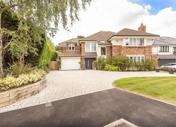 Thumbnail 6 bed detached house for sale in Fairway Close, Harpenden