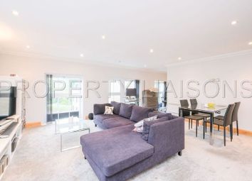2 Bedrooms Flat for sale in Mulberry Court, School Mews, London E1
