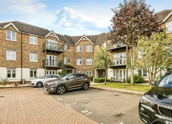 Thumbnail 2 bed flat for sale in Huntercombe Lane North, Taplow, Maidenhead