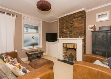 3 Bedroom Semi-detached house for rent