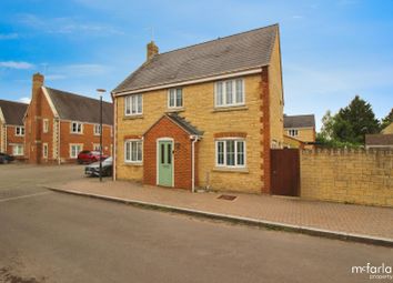 Thumbnail Semi-detached house to rent in Minnow Close, Oakhurst, Swindon
