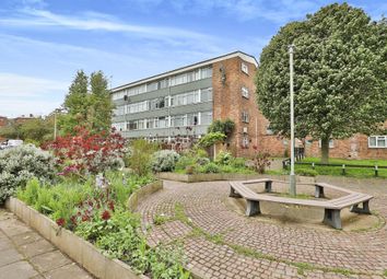 Thumbnail 3 bed flat for sale in Globe Place, Norwich