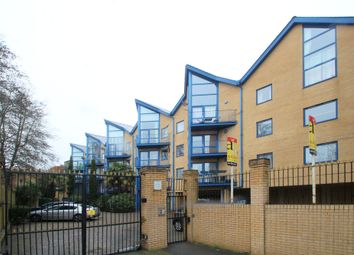 Thumbnail Flat to rent in St James Court, Edison Road, Bromley