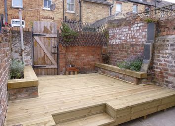 2 Bedroom Terraced house for rent