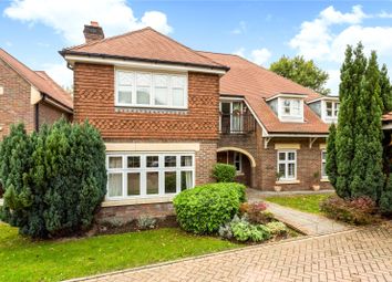 Thumbnail Detached house for sale in Chipstead Way, Banstead
