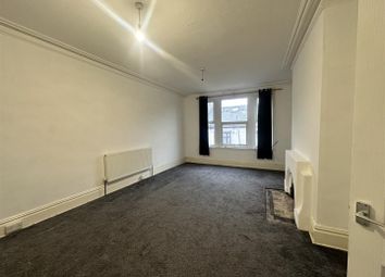 Thumbnail Property to rent in Oxford Street, Ripley