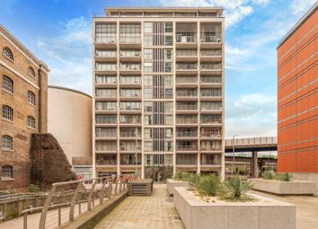 Thumbnail 2 bedroom flat for sale in Horizon Building, 15 Hertsmere Road