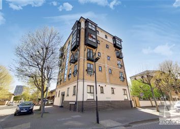 Thumbnail Flat to rent in Parr House, 12 Beaulieu Avenue, London