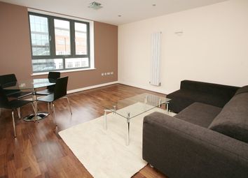 Thumbnail 1 bed flat to rent in Philpot Street, London