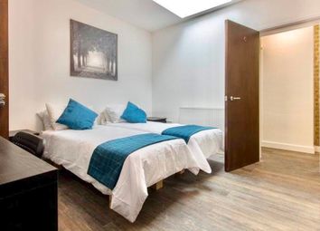 Thumbnail Room to rent in En-Suite Room, Uxbridge Road, Shepherds Bush, London