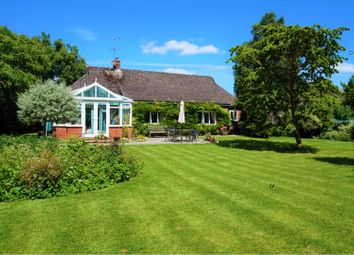 3 Bedrooms Detached bungalow for sale in The Street, Devizes SN10
