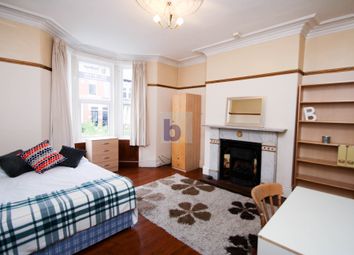 Thumbnail 4 Bed Terraced House To Rent In Ripon Gardens Newcastle Upon Tyne Thumbnail 4 Bed Terraced House To Rent In Ripon Gardens Newcastle Upon Tyne
