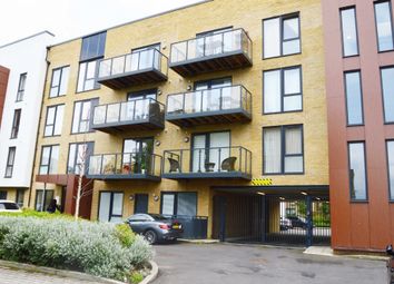 1 Bedrooms Flat to rent in Ashflower Drive, Romford RM3