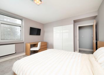 Thumbnail Flat to rent in Porchester Place, London