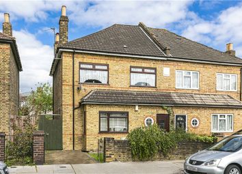 Thumbnail Flat for sale in Farnley Road, London