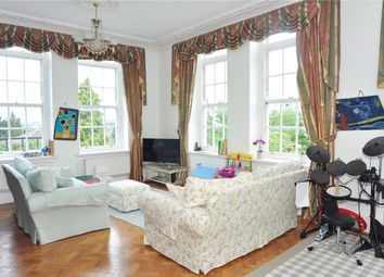 2 Bedrooms Flat to rent in Lulworth Court, 13 Cannon Hill, London N14
