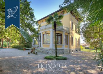 Thumbnail 6 bed villa for sale in Lesa, Novara, Piemonte