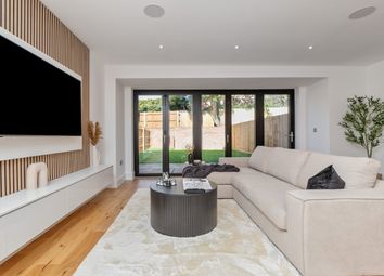 Thumbnail Country house for sale in Bell Mews, Codicote, Hitchin, Hertfordshire