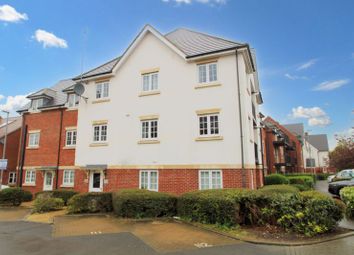 Thumbnail Flat for sale in Wellesbourne Crescent, High Wycombe