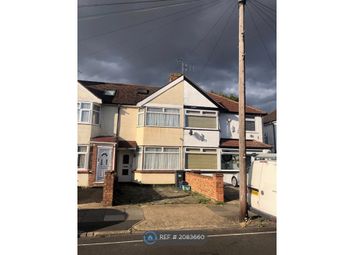 Feltham - Terraced house to rent               ...