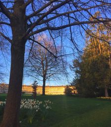 Thumbnail Flat to rent in Royal Crescent, Bath