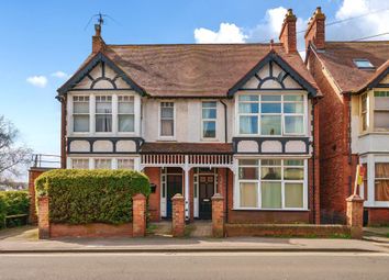 Bicester - End terrace house for sale           ...