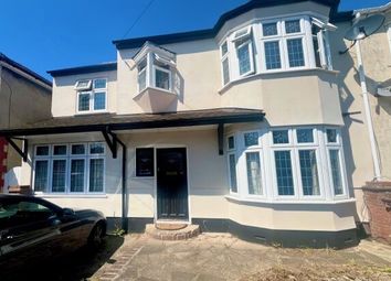 Thumbnail 6 bed property to rent in Edison Avenue, Hornchurch