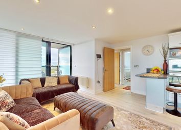 Thumbnail 2 bed flat for sale in Kingsway, London