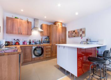 Thumbnail 2 bedroom flat to rent in Wandsworth Road, Wandsworth, London