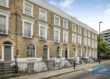 Thumbnail Flat for sale in New North Road, Islington, London