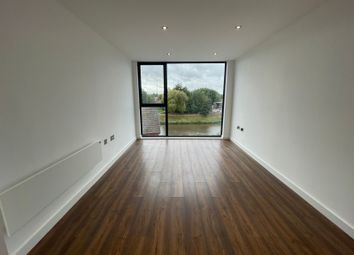 Thumbnail 1 bed flat to rent in Crossbank Apartments, Salford