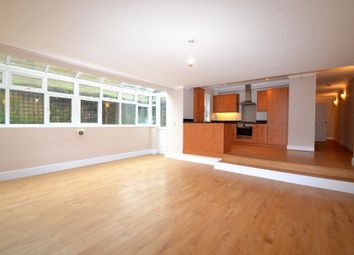 Thumbnail 2 bed flat to rent in Beulah Hill, Crystal Palace