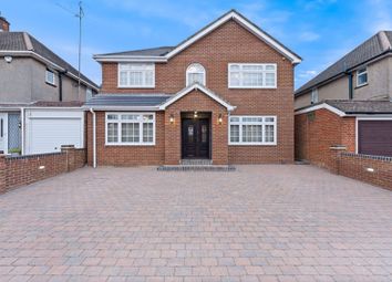 Thumbnail Detached house for sale in Bushmead Road, Luton