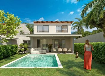 Thumbnail 3 bed villa for sale in Ste Maxime, St Raphaël, Ste Maxime Area, French Riviera