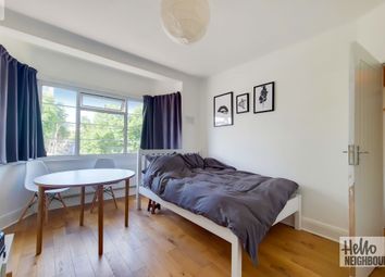 Thumbnail Flat to rent in Goodwood Mansions, Stockwell Park Walk, London