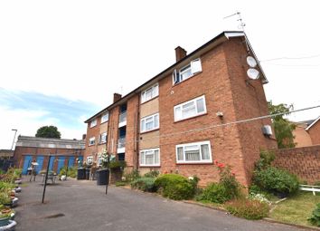 Thumbnail 2 bed flat for sale in Townsley Close, Luton