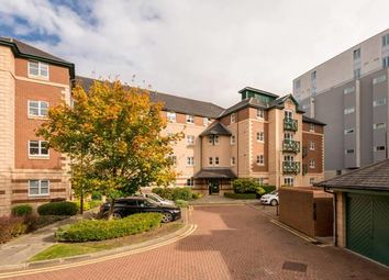 2 Bedrooms Flat to rent in Silvermills, Edinburgh EH3